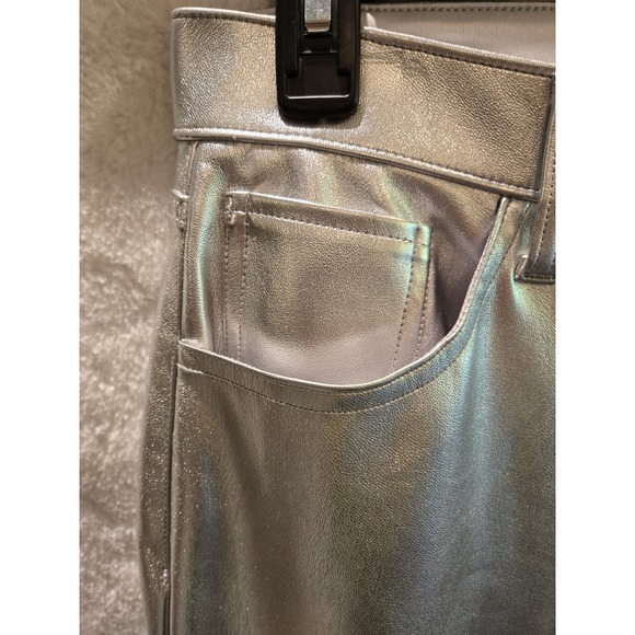 Abercrombie & Fitch  90's Relaxed High Rise Shiny Silver Pants‎ 29/8 Womens  8 - Picture 2 of 15